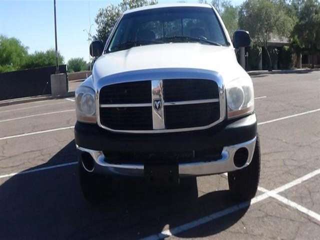 Dodge Ram Pickup 2500 2006 photo 32